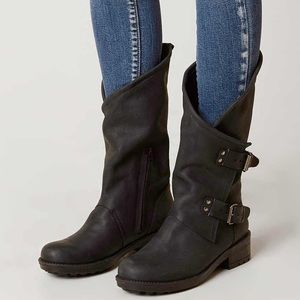 Size 38 Black coolway Aliza boot
